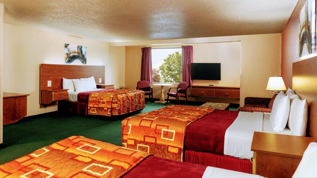 Grand Marquis Waterpark &