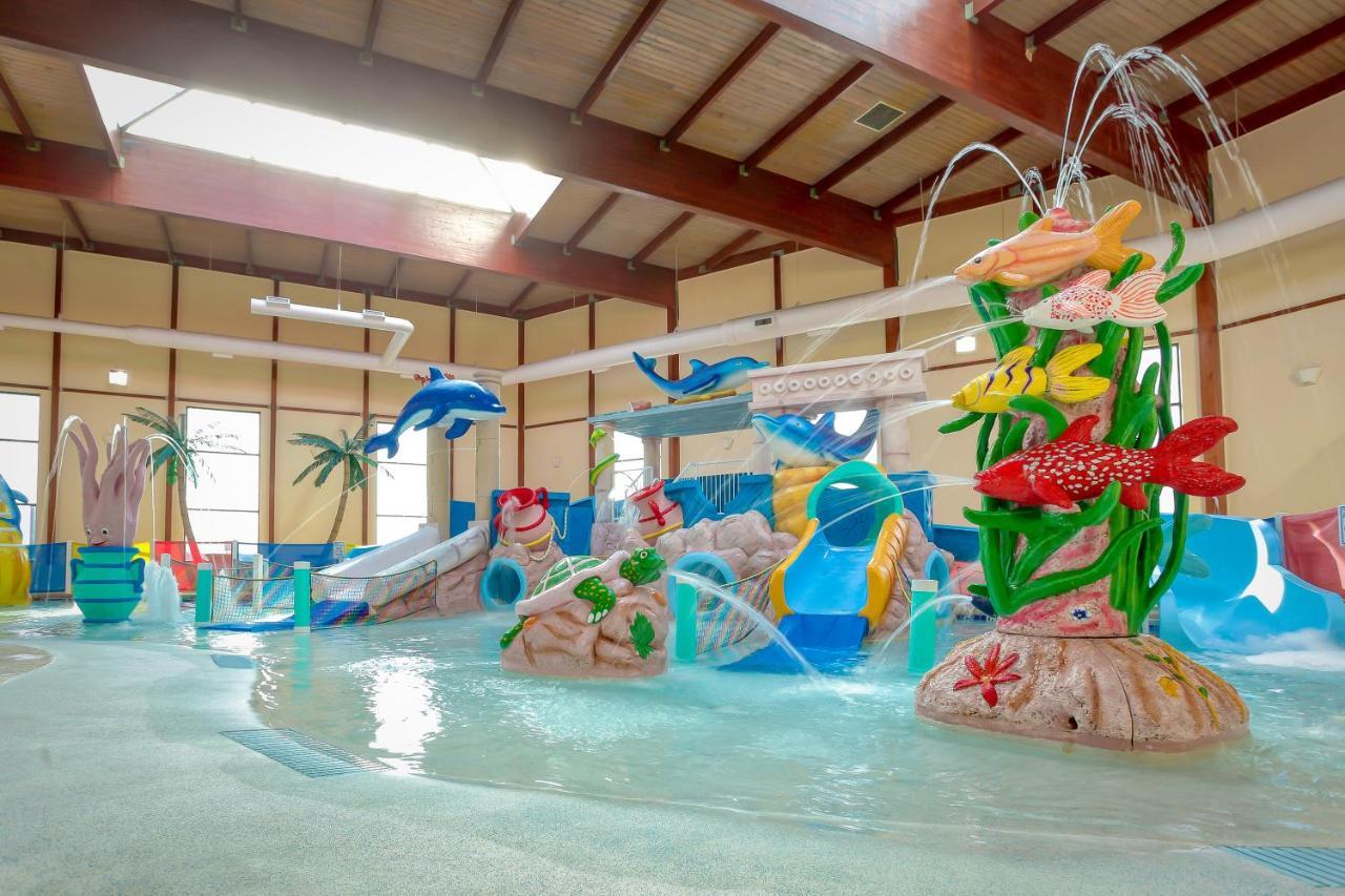 Hotel Grand Marquis Waterpark & 3*