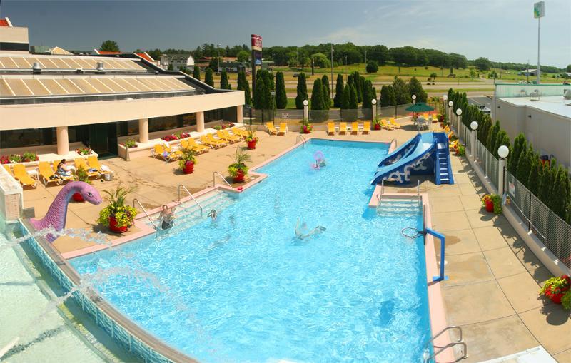 Grand Marquis Waterpark & Hotel Lake Delton