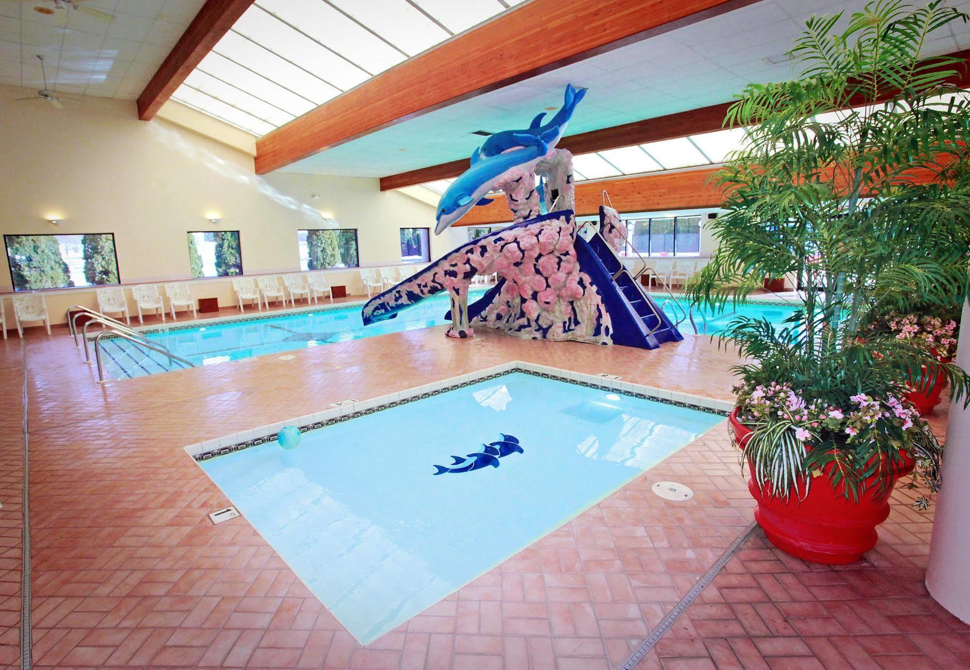 Grand Marquis Waterpark & Hotel