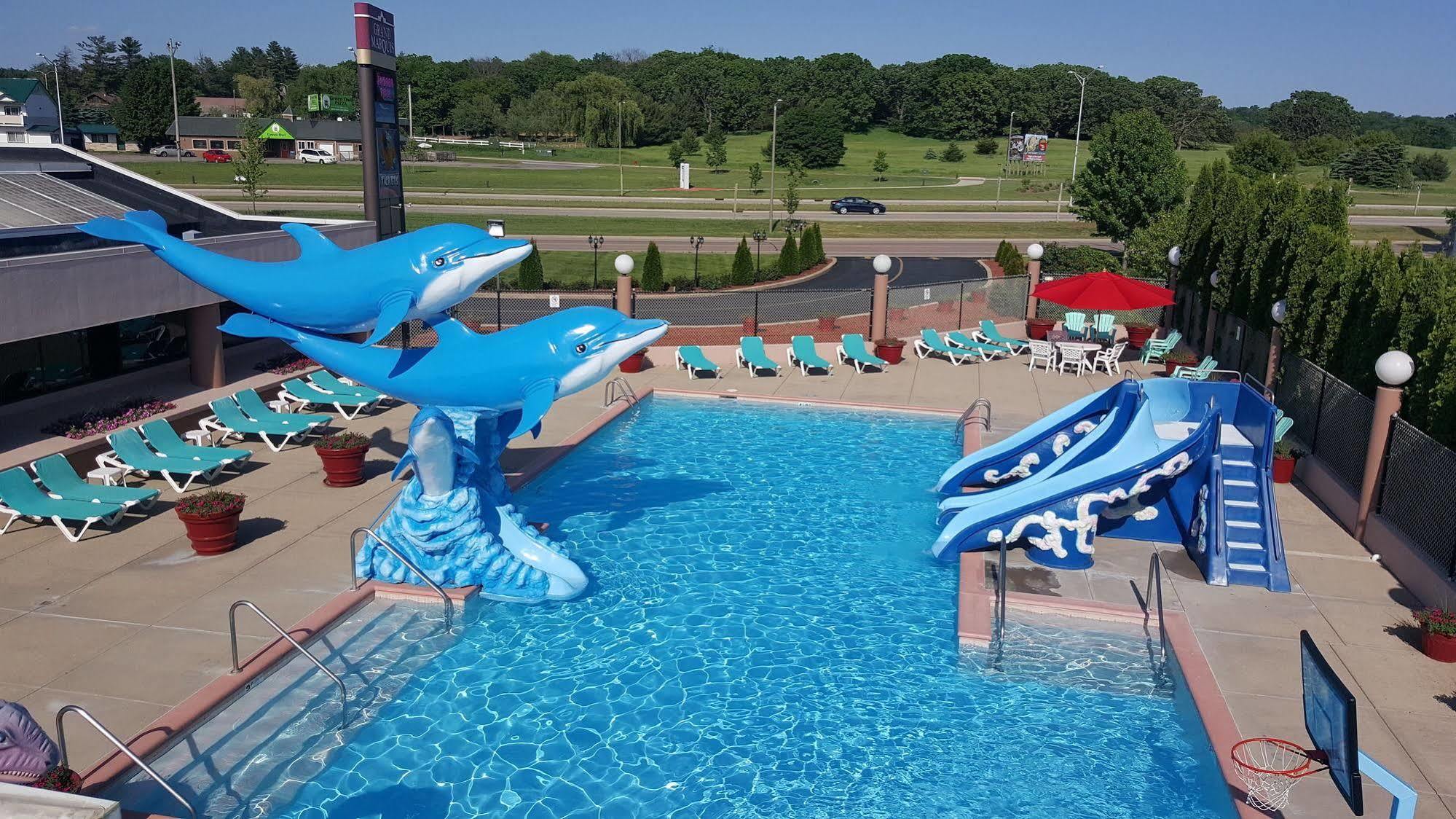 Grand Marquis Waterpark & Hotel Lake Delton