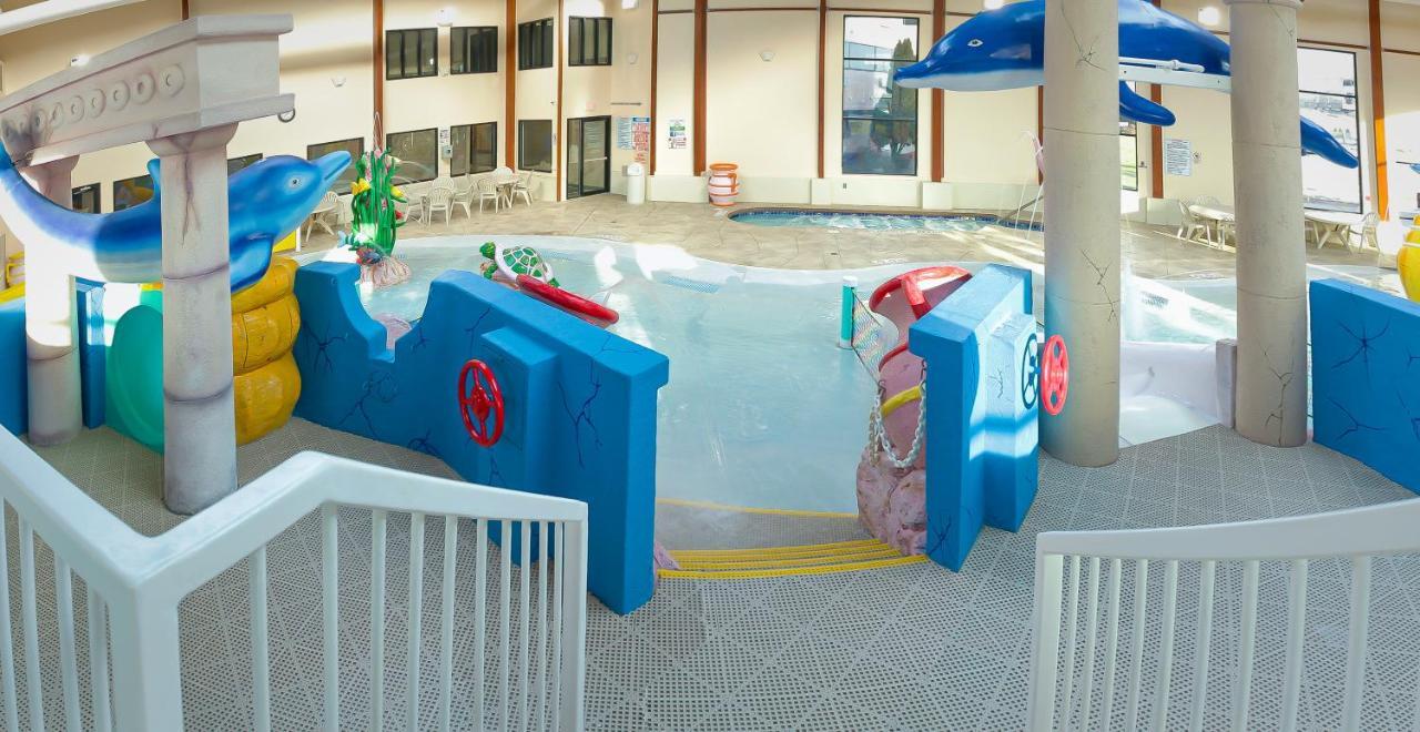 Hotel Grand Marquis Waterpark & Lake Delton