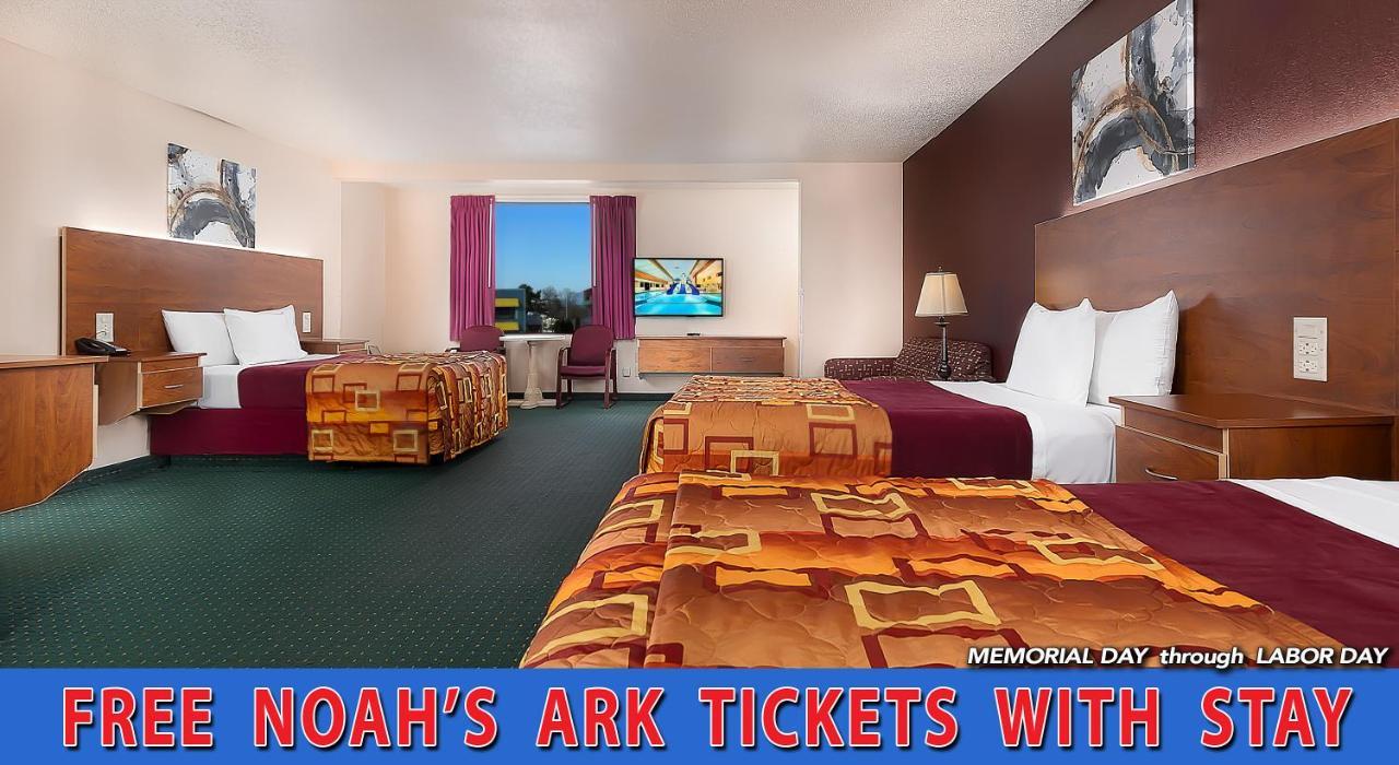 Grand Marquis Waterpark & 3* Wisconsin Dells