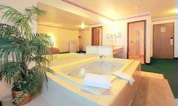 Grand Marquis Waterpark &